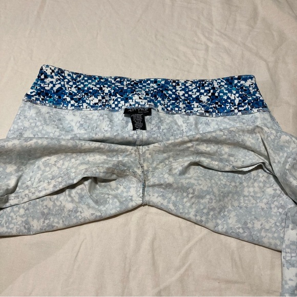 Attyre Blue and White Straight Leg Pants with Geometric Patterns - Picture 7 of 13